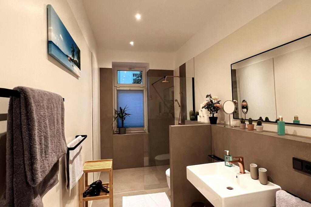Soul-Apartment Terrasse Privat-Parkplatz Boxspringbett 55Zoll Tv Wlan Leipzig Bagian luar foto