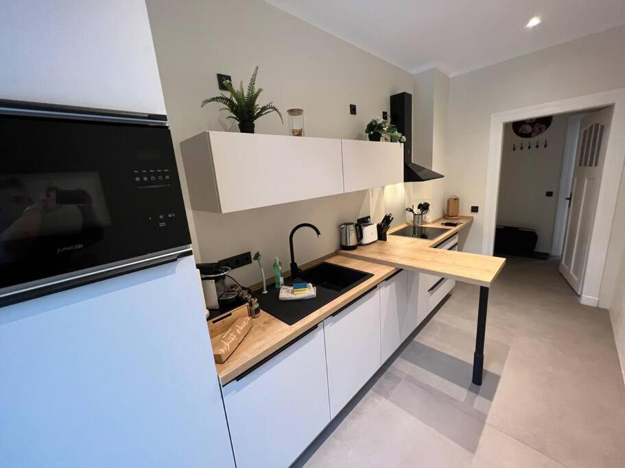 Soul-Apartment Terrasse Privat-Parkplatz Boxspringbett 55Zoll Tv Wlan Leipzig Bagian luar foto