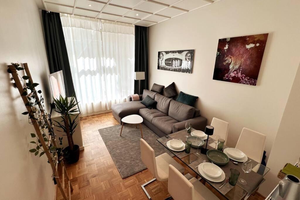 Soul-Apartment Terrasse Privat-Parkplatz Boxspringbett 55Zoll Tv Wlan Leipzig Bagian luar foto