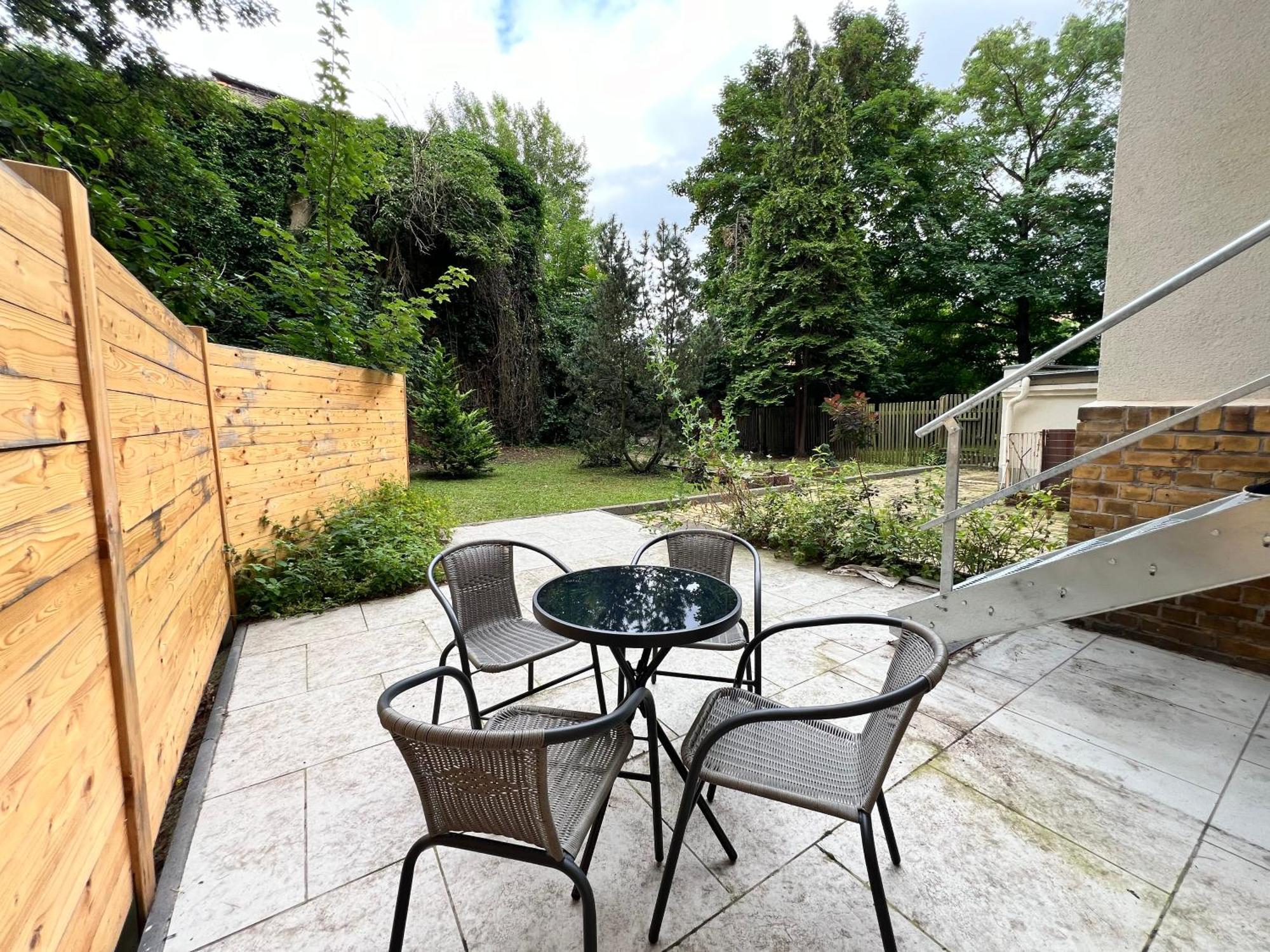Soul-Apartment Terrasse Privat-Parkplatz Boxspringbett 55Zoll Tv Wlan Leipzig Bagian luar foto